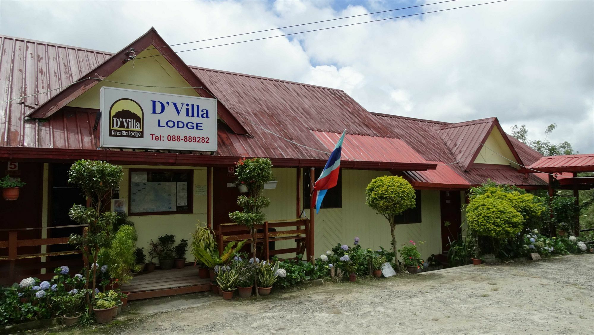 D'Villa Rina Ria Lodge, Kinabalu Park, Kundasang Bundu Tuhan Exterior foto